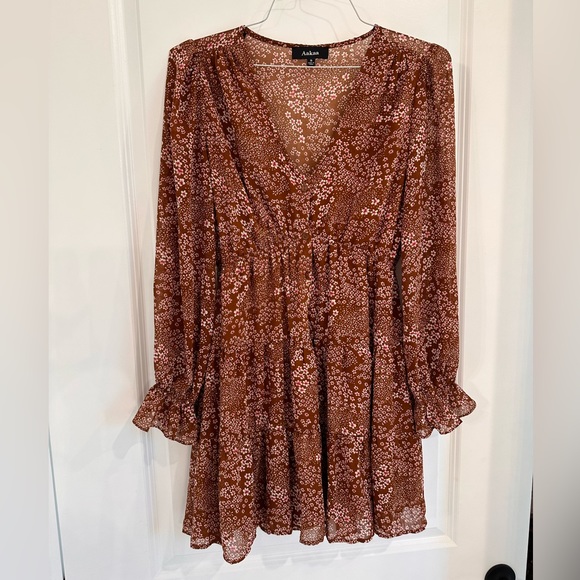 Dresses & Skirts - Long sleeve A-line floral dress